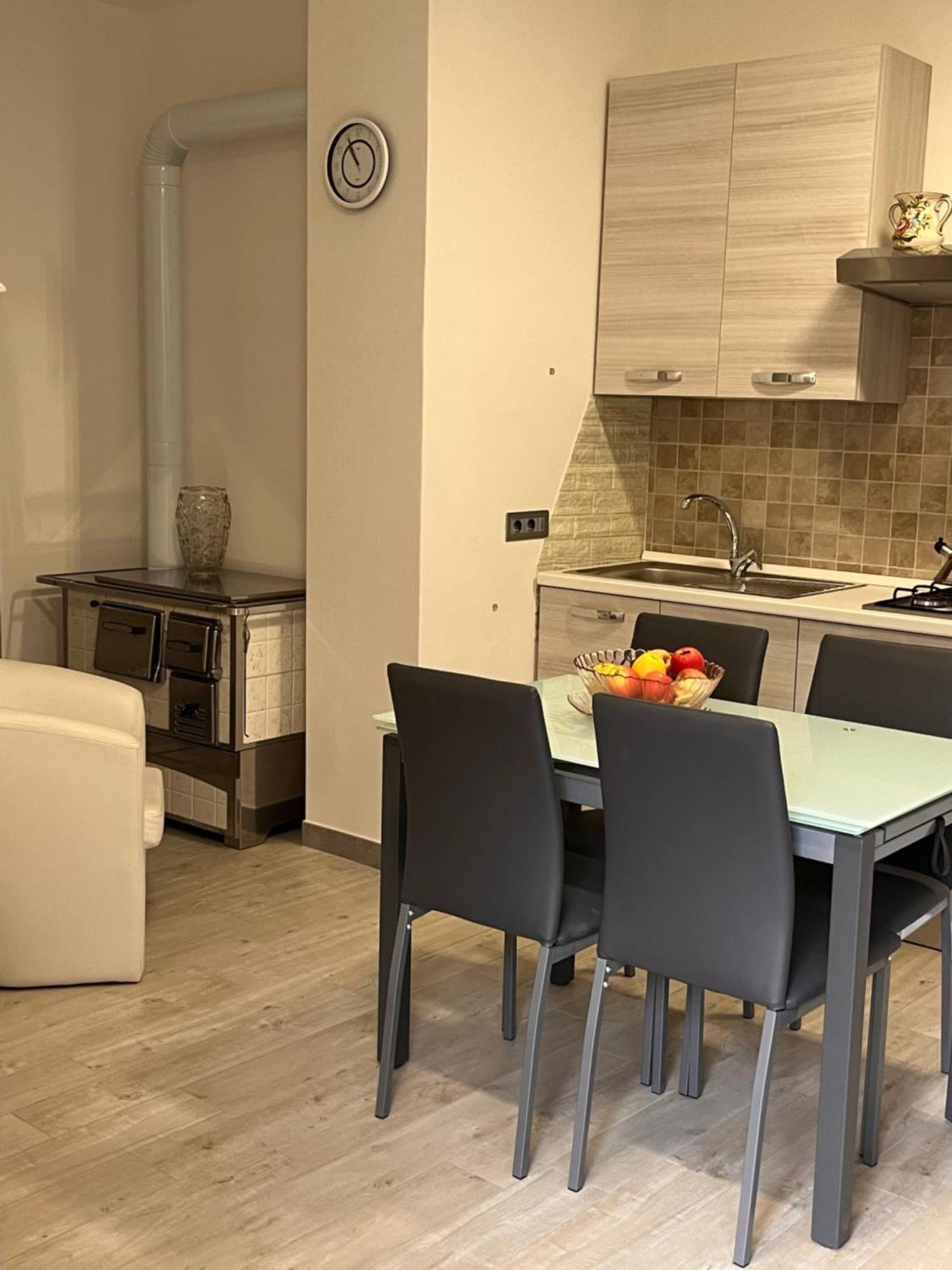 דירות ריבה דל גארדה Casa Mario מראה חיצוני תמונה